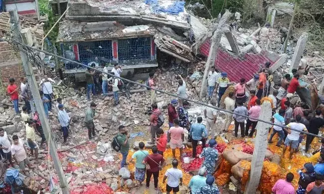 ಪಶ್ಚಿಮ ಬಂಗಾಳ: ಪಟಾಕಿ ಕಾರ್ಖಾನೆಯಲ್ಲಿ ಸ್ಫೋಟ; ಮೃತರ ಸಂಖ್ಯೆ 9ಕ್ಕೆ ಏರಿಕೆ