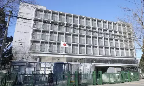 ಚೀನಾದಲ್ಲಿ ಜಪಾನ್ ರಾಯಭಾರಿ ಕಚೇರಿಯ ಮೇಲೆ ಕಲ್ಲೆಸೆತ