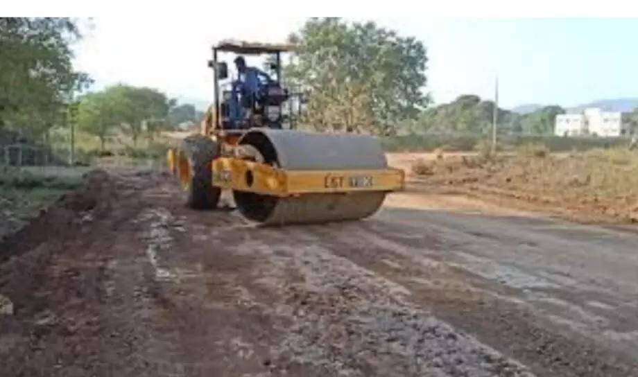 ಮೆಲ್ಕಾರ್ | ಸುಗಮ ಸಂಚಾರಕ್ಕೆ ಅಡ್ಡಿ ಆರೋಪ: ಹೆದ್ದಾರಿ ಕಾಮಗಾರಿ ಗುತ್ತಿಗೆದಾರನ ವಿರುದ್ಧ ಪ್ರಕರಣ ದಾಖಲು ಮೆಲ್ಕಾರ್ | ಸುಗಮ ಸಂಚಾರಕ್ಕೆ ಅಡ್ಡಿ ಆರೋಪ: ಹೆದ್ದಾರಿ ಕಾಮಗಾರಿ ಗುತ್ತಿಗೆದಾರನ ವಿರುದ್ಧ ಪ್ರಕರಣ ದಾಖಲು