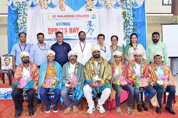 ದೇಶದಲ್ಲಿ ಕ್ರೀಡೆ ಮತ್ತು ದೈಹಿಕ ಚಟುವಟಿಕೆಯ ಪ್ರಾಮುಖ್ಯತೆಯನ್ನು ಉತ್ತೇಜಿಸಲು ಕ್ರೀಡಾ ದಿನ ಆಚರಣೆ- ಡಾ. ಆಂಟೊನಿ ಪ್ರಕಾಶ್ ದೇಶದಲ್ಲಿ ಕ್ರೀಡೆ ಮತ್ತು ದೈಹಿಕ ಚಟುವಟಿಕೆಯ ಪ್ರಾಮುಖ್ಯತೆಯನ್ನು ಉತ್ತೇಜಿಸಲು ಕ್ರೀಡಾ ದಿನ ಆಚರಣೆ- ಡಾ. ಆಂಟೊನಿ ಪ್ರಕಾಶ್