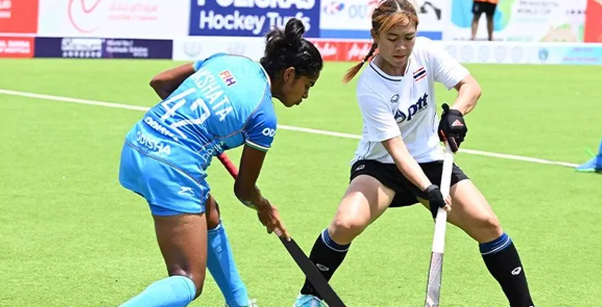 ಮಹಿಳೆಯರ ಏಶ್ಯನ್ ಹಾಕಿ: 5 ಎಸ್ ವರ್ಲ್ಡ್ ಕಪ್ ಕ್ವಾಲಿಫೈಯರ್; ಥಾಯ್ಲೆಂಡ್ ಗೆ ಸೋಲುಣಿಸಿ ಪ್ರಶಸ್ತಿ ಗೆದ್ದುಕೊಂಡ ಭಾರತ ಮಹಿಳೆಯರ ಏಶ್ಯನ್ ಹಾಕಿ: 5 ಎಸ್ ವರ್ಲ್ಡ್ ಕಪ್ ಕ್ವಾಲಿಫೈಯರ್; ಥಾಯ್ಲೆಂಡ್ ಗೆ ಸೋಲುಣಿಸಿ ಪ್ರಶಸ್ತಿ ಗೆದ್ದುಕೊಂಡ ಭಾರತ