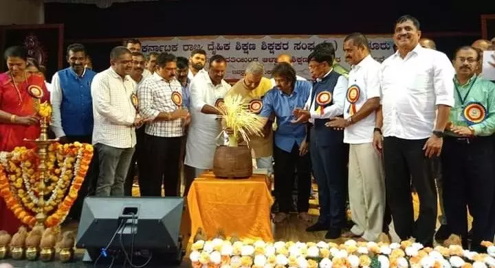 ಮೂಡುಬಿದಿರೆಯಲ್ಲಿ ರಾಷ್ಟ್ರೀಯ ಕ್ರೀಡಾ ದಿನಾಚರಣೆ: ರಾಜ್ಯಮಟ್ಟದ ಶೈಕ್ಷಣಿಕ ಸಮಾವೇಶ ಮೂಡುಬಿದಿರೆಯಲ್ಲಿ ರಾಷ್ಟ್ರೀಯ ಕ್ರೀಡಾ ದಿನಾಚರಣೆ: ರಾಜ್ಯಮಟ್ಟದ ಶೈಕ್ಷಣಿಕ ಸಮಾವೇಶ