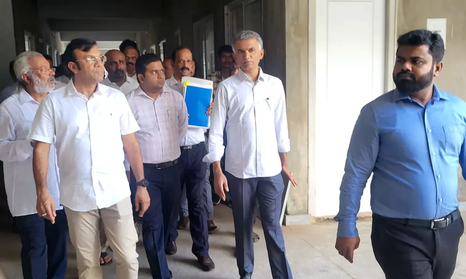 ಮಂಗಳೂರು: ಕಾಲಮಿತಿಯೊಳಗೆ ಜನರ ಸಮಸ್ಯೆಗಳ ಇತ್ಯರ್ಥಕ್ಕೆ ಕಂದಾಯ ಸಚಿವ ಕೃಷ್ಣಬೈರೇಗೌಡ ಸೂಚನೆ