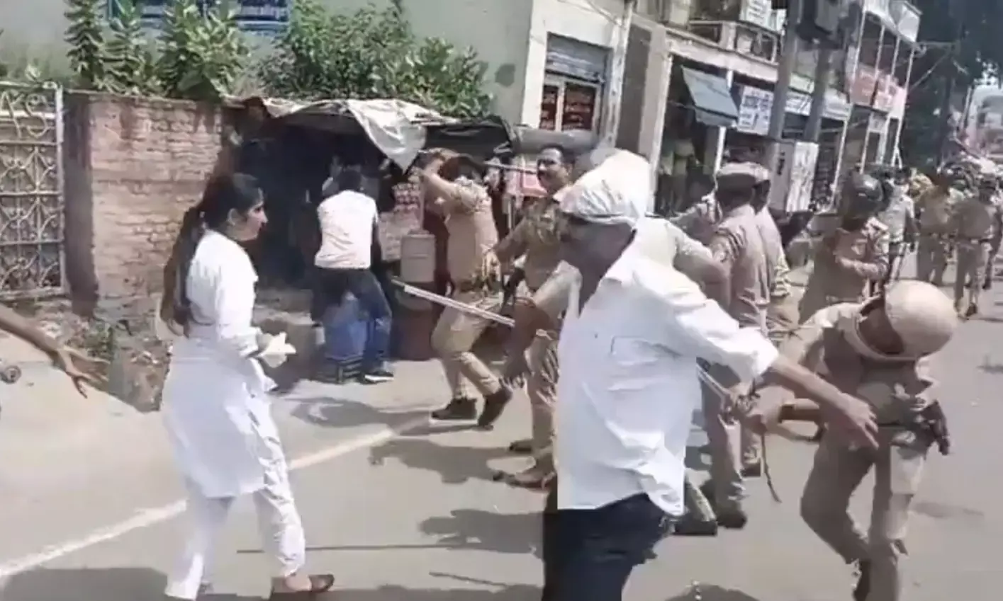ಉತ್ತರ ಪ್ರದೇಶ: ಪೊಲೀಸರು ಮತ್ತು ವಕೀಲರ ನಡುವೆ ಘರ್ಷಣೆ; ಲಾಠಿ ಚಾರ್ಜ್, 6 ಮಂದಿಗೆ ಗಾಯ