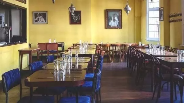 ಲಂಡನ್: 70 ವರ್ಷಗಳ ಪಯಣ ನಿಲ್ಲಿಸಲಿರುವ ಇಂಡಿಯಾ ಕ್ಲಬ್ ರೆಸ್ಟೋರೆಂಟ್! ಲಂಡನ್: 70 ವರ್ಷಗಳ ಪಯಣ ನಿಲ್ಲಿಸಲಿರುವ ಇಂಡಿಯಾ ಕ್ಲಬ್ ರೆಸ್ಟೋರೆಂಟ್!