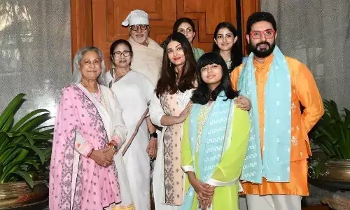 “ಅಮಿತಾಬ್ ಬಚ್ಚನ್ ನಮ್ಮ ಭಾರತ ರತ್ನ”: ಬಚ್ಚನ್ ಕುಟುಂಬ ಭೇಟಿಯಾದ ಮಮತಾ ಬ್ಯಾನರ್ಜಿ