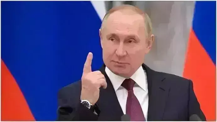 ಉಕ್ರೇನ್ ಸೈನಿಕರನ್ನು ಸಾಗಿಸುತ್ತಿದ್ದ 4 ದೋಣಿಗಳ ನಾಶ: ರಶ್ಯ