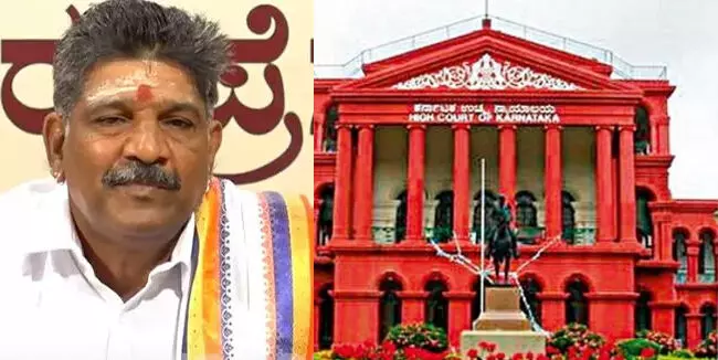 ಸೌಜನ್ಯ ಕೊಲೆ ಪ್ರಕರಣ | ಪ್ರತಿಬಂಧಕಾದೇಶ ಉಲ್ಲಂಘನೆಯಾಗದಂತೆ ಕ್ರಮ ಕೈಗೊಳ್ಳಲು ಹೈಕೋರ್ಟ್ ನಿರ್ದೇಶನ ಸೌಜನ್ಯ ಕೊಲೆ ಪ್ರಕರಣ | ಪ್ರತಿಬಂಧಕಾದೇಶ ಉಲ್ಲಂಘನೆಯಾಗದಂತೆ ಕ್ರಮ ಕೈಗೊಳ್ಳಲು ಹೈಕೋರ್ಟ್ ನಿರ್ದೇಶನ