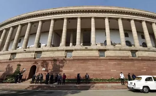 ಸಂಸದರ ಗ್ರೂಪ್ ಫೊಟೋ ತೆಗೆಯಲು ಸಿದ್ಧತೆ: ಇದೇ ಕೊನೆ ಅಧಿವೇಶನ?