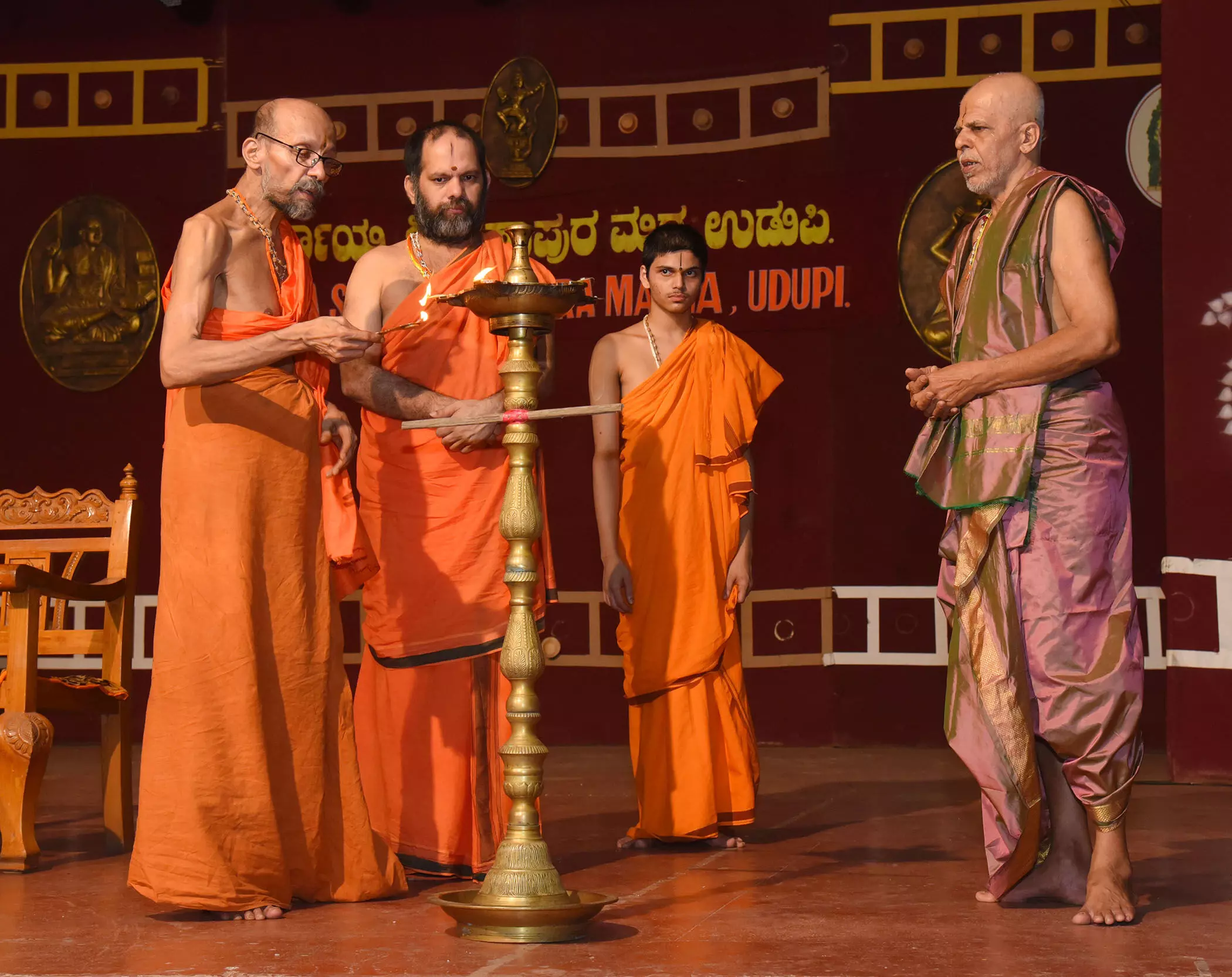 ಶ್ರೀಕೃಷ್ಣ ಜಯಂತಿ ಅಷ್ಟದಿನೋತ್ಸವ ಉದ್ಘಾಟನೆ ಶ್ರೀಕೃಷ್ಣ ಜಯಂತಿ ಅಷ್ಟದಿನೋತ್ಸವ ಉದ್ಘಾಟನೆ