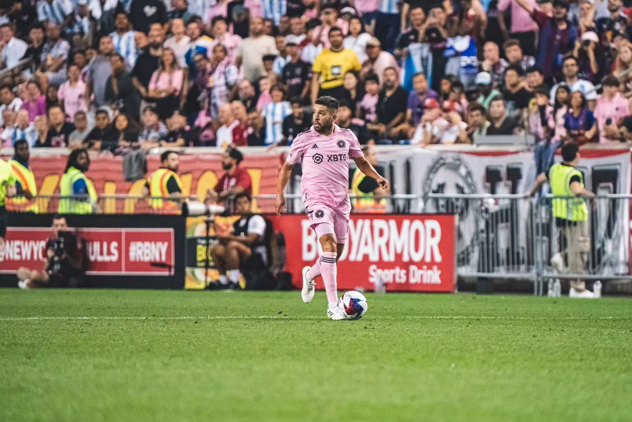 ಅಂತರ್ರಾಷ್ಟ್ರೀಯ ಫುಟ್ಬಾಲ್ನಿಂದ ಜೋರ್ಡಿ ಅಲ್ಬಾ ನಿವೃತ್ತಿ ಅಂತರ್ರಾಷ್ಟ್ರೀಯ ಫುಟ್ಬಾಲ್ನಿಂದ ಜೋರ್ಡಿ ಅಲ್ಬಾ ನಿವೃತ್ತಿ