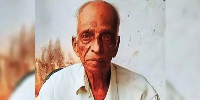 ಹಿರಿಯ ಸಾಹಿತಿ, ಚಿಂತಕ ಪ್ರೊ. ಎಂ. ಕರೀಮುದ್ದೀನ್ ನಿಧನ ಹಿರಿಯ ಸಾಹಿತಿ, ಚಿಂತಕ ಪ್ರೊ. ಎಂ. ಕರೀಮುದ್ದೀನ್ ನಿಧನ