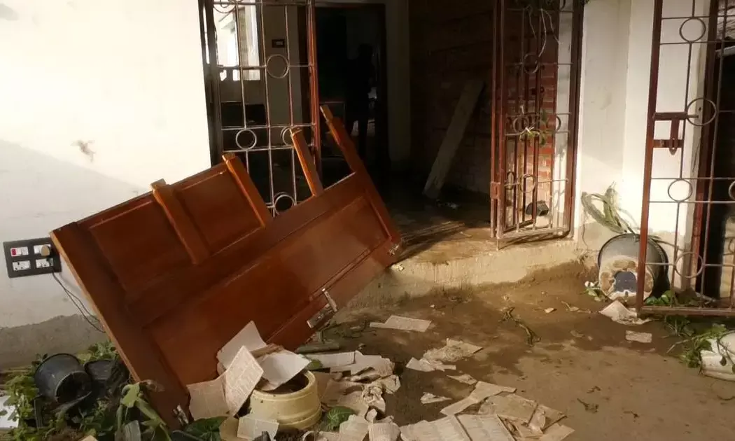 ಮಣಿಪುರ: ಹೈಕೋರ್ಟ್ ನಲ್ಲಿ ಕುಕಿ ಪ್ರಾಧ್ಯಾಪಕನನ್ನು ಪ್ರತಿನಿಧಿಸಿದ ಮೈತೈ ನ್ಯಾಯವಾದಿಯ ಮನೆ ಧ್ವಂಸ