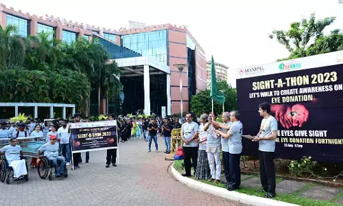 ಮಣಿಪಾಲ: ನೇತ್ರದಾನದ ಬಗ್ಗೆ ಜಾಗೃತಿ, ಕಣ್ಣಿಗೆ ಬಟ್ಟೆ ಕಟ್ಟಿ ನಡಿಗೆ