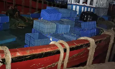 ಮಲ್ಪೆ: ಬೋಟಿನಲ್ಲಿದ್ದ ಮೀನಿನಿಂದ ವಿಷ ಅನಿಲ; ಈಶ್ವರ ಮಲ್ಪೆ ಸಹಿತ ಮತ್ತಿಬ್ಬರು ಅಸ್ವಸ್ಥ