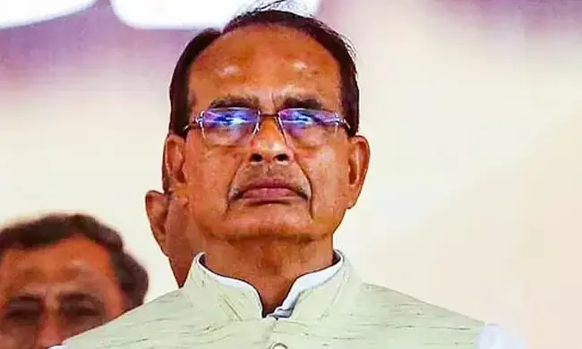 ಮಧ್ಯಪ್ರದೇಶದಲ್ಲಿ ಶಿವರಾಜ್ ಸಿಂಗ್ ಚೌಹಾಣ್ ಗೆ ಹಿನ್ನಡೆ: ಕಾಂಗ್ರೆಸ್ ಪಕ್ಷಕ್ಕೆ ಸೇರ್ಪಡೆಯಾದ ಆರು ಮಂದಿ ಬಿಜೆಪಿ ನಾಯಕರು