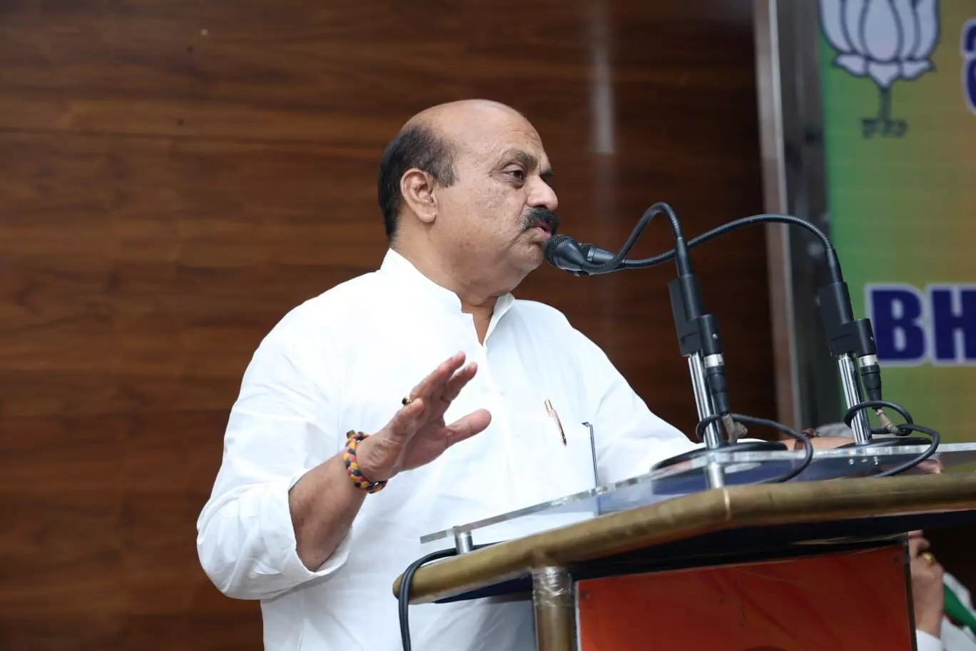 ಸನಾತನ ಧರ್ಮದ ಕುರಿತ ಉದಯನಿಧಿ ಸ್ಟಾಲಿನ್ ಅವರ ಹೇಳಿಕೆ ಹಿಟ್ಲರ್ ಮನಸ್ಥಿತಿ: ಬಸವರಾಜ ಬೊಮ್ಮಾಯಿ ಸನಾತನ ಧರ್ಮದ ಕುರಿತ ಉದಯನಿಧಿ ಸ್ಟಾಲಿನ್ ಅವರ ಹೇಳಿಕೆ ಹಿಟ್ಲರ್ ಮನಸ್ಥಿತಿ: ಬಸವರಾಜ ಬೊಮ್ಮಾಯಿ