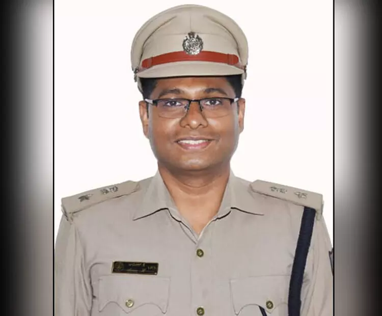 ಉಡುಪಿ ಎಸ್ಪಿ ಅಕ್ಷಯ್ ಹಾಕೆ ಮಚ್ಚೀಂದ್ರ ವರ್ಗಾವಣೆ: ನೂತನ ಎಸ್ಪಿಯಾಗಿ ಡಾ.ಅರುಣ್ ಕೆ. ನೇಮಕ ಉಡುಪಿ ಎಸ್ಪಿ ಅಕ್ಷಯ್ ಹಾಕೆ ಮಚ್ಚೀಂದ್ರ ವರ್ಗಾವಣೆ: ನೂತನ ಎಸ್ಪಿಯಾಗಿ ಡಾ.ಅರುಣ್ ಕೆ. ನೇಮಕ