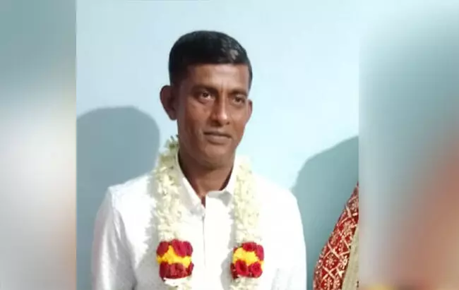 ಚಿಕ್ಕಮಗಳೂರು: ಪತ್ನಿಯನ್ನು ಹತ್ಯೆಗೈದು ಪೊಲೀಸ್ ಠಾಣೆಗೆ ಶರಣಾದ ಪತಿ ಚಿಕ್ಕಮಗಳೂರು: ಪತ್ನಿಯನ್ನು ಹತ್ಯೆಗೈದು ಪೊಲೀಸ್ ಠಾಣೆಗೆ ಶರಣಾದ ಪತಿ