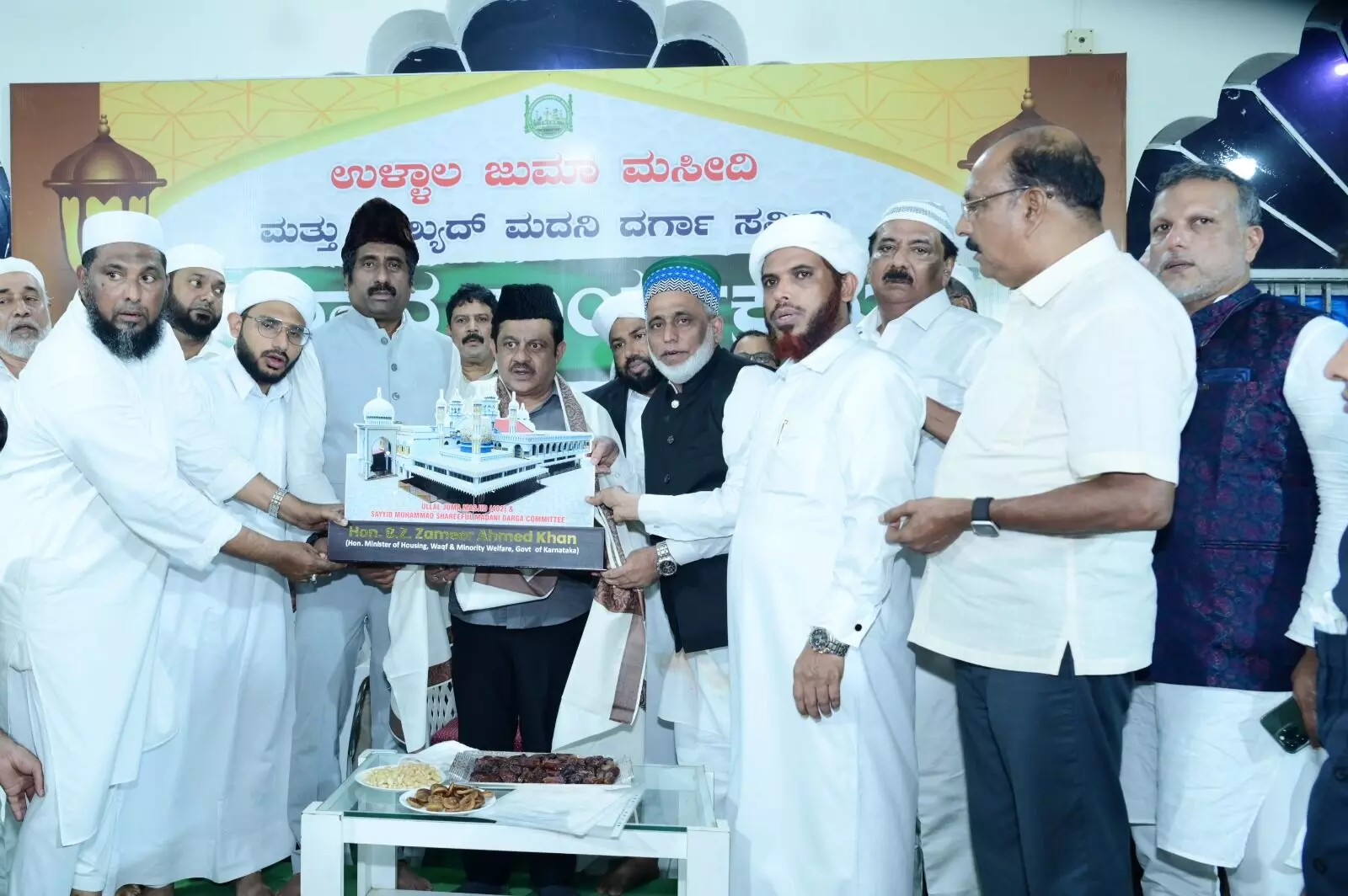 ಉಳ್ಳಾಲ ದರ್ಗಾ ಆಡಳಿತದಿಂದ ಸಚಿವರಿಗೆ ಸನ್ಮಾನ