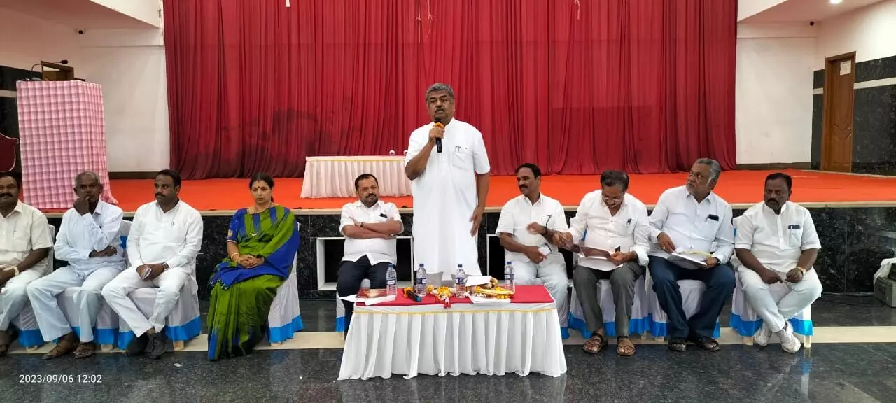 ಅತೀ ಹಿಂದುಳಿದ ವರ್ಗಕ್ಕೆ ಅಧಿಕಾರ ಸಿಗಬೇಕು: ಬಿ.ಕೆ.ಹರಿಪ್ರಸಾದ್ ಅತೀ ಹಿಂದುಳಿದ ವರ್ಗಕ್ಕೆ ಅಧಿಕಾರ ಸಿಗಬೇಕು: ಬಿ.ಕೆ.ಹರಿಪ್ರಸಾದ್