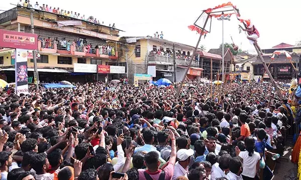 ಉಡುಪಿ: ಭಕ್ತ ಜನ ಸಾಗರದ ಮಧ್ಯೆ ವೈಭವದ ‘ಶ್ರೀಕೃಷ್ಣ ಲೀಲೋತ್ಸವ’