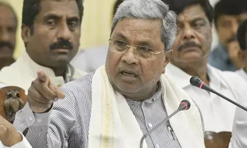 ಜಾತಿ ದೌರ್ಜನ್ಯ ಪ್ರಕರಣಗಳಲ್ಲಿ 120 ದಿನ ಕಳೆದರೂ ಆರೋಪಿಗಳ ವಿರುದ್ಧ ಆರೋಪ ಪಟ್ಟಿ ದಾಖಲಾಗಿಲ್ಲ ಏಕೆ?: ಅಧಿಕಾರಿಗಳಿಗೆ ಸಿಎಂ ತರಾಟೆ