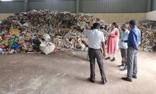 ಎಂಆರ್‌ಎಫ್ ಕೇಂದ್ರಕ್ಕೆ ರೇಜು ಭೇಟಿ