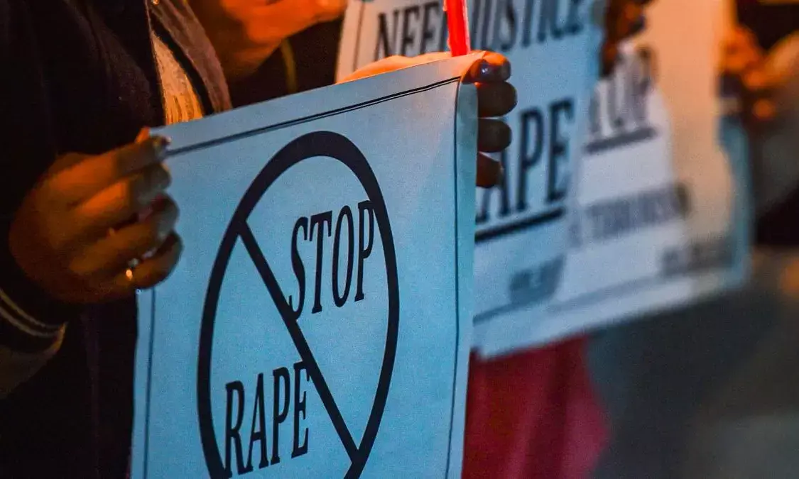 ಬಾಲಕಿ ಮೇಲೆ 10 ವರ್ಷ ಅತ್ಯಾಚಾರ: ಶಿಶು ಪಾಲನಾ ಗೃಹದ ನಿರ್ದೇಶಕನ ಬಂಧನ