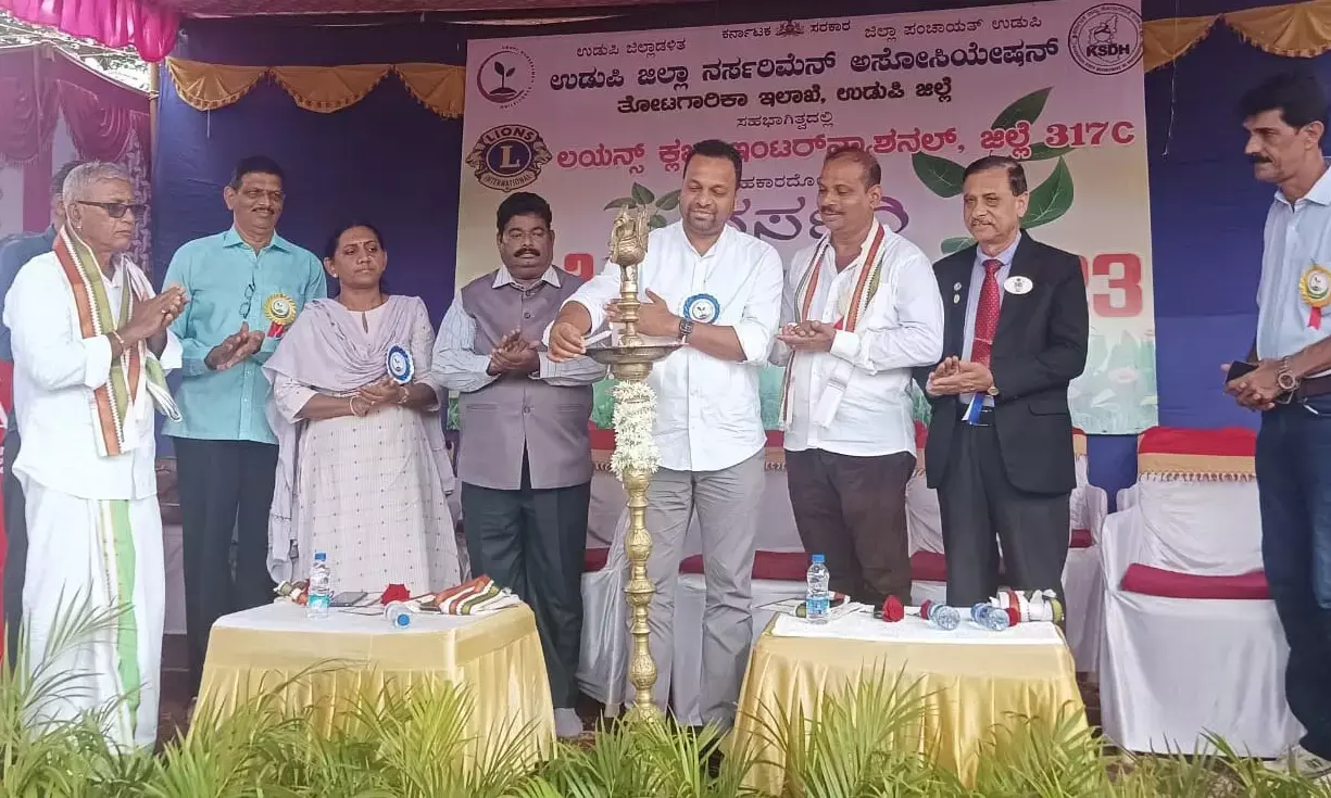 ‘ನರ್ಸರಿ ಸಸ್ಯೋತ್ಸವ’ ಪ್ರದರ್ಶನ-ಮಾರಾಟ ಮೇಳಕ್ಕೆ ಚಾಲನೆ