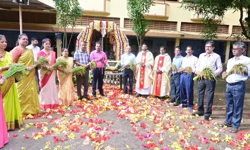 ಉಡುಪಿ: ಕ್ರೈಸ್ತರಿಂದ ಸಂಭ್ರಮದ ಮೊಂತಿ ಫೆಸ್ಟ್ ಆಚರಣೆ