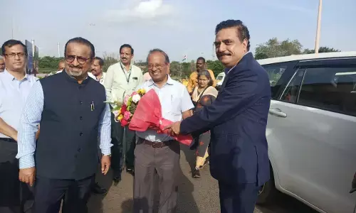 ಉಕ್ಕು ಸಚಿವಾಲಯದ ಕಾರ್ಯದರ್ಶಿ ಬಂದರಿಗೆ ಭೇಟಿ