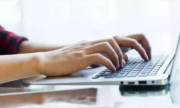 ಮಂಗಳೂರು | ಕಟ್ಟಡ ಕಾರ್ಮಿಕರ ಮಕ್ಕಳಿಗೆ ಉಚಿತ ಲ್ಯಾಪ್‌ಟಾಪ್‌: ಅರ್ಜಿ ಆಹ್ವಾನ