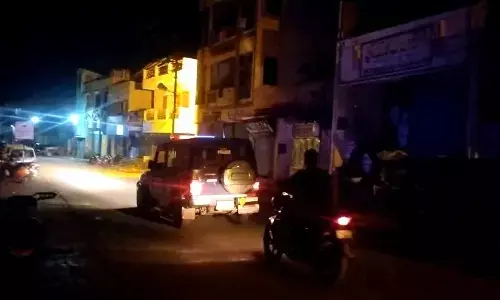 ಗದಗ: ಜಾನುವಾರು ಸಂತೆಗೆ ದನಗಳನ್ನು ಕೊಂಡೊಯ್ಯುತ್ತಿದ್ದ ಇಬ್ಬರ ಮೇಲೆ ಸಂಘ ಪರಿವಾರದಿಂದ ಮಾರಣಾಂತಿಕ ಹಲ್ಲೆ