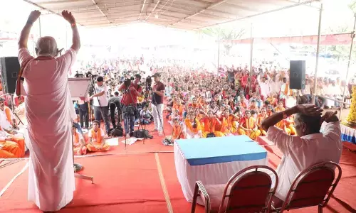 ಮಂಗಳೂರು ವಿವಿಯಲ್ಲಿ ಗಣೇಶೋತ್ಸವ ಮಾಡ್ತೀವಿ, ಅರೆಸ್ಟ್ ಮಾಡಿದರೆ ಸಂತೋಷ : ಪ್ರಭಾಕರ ಭಟ್ ಕಲ್ಲಡ್ಕ