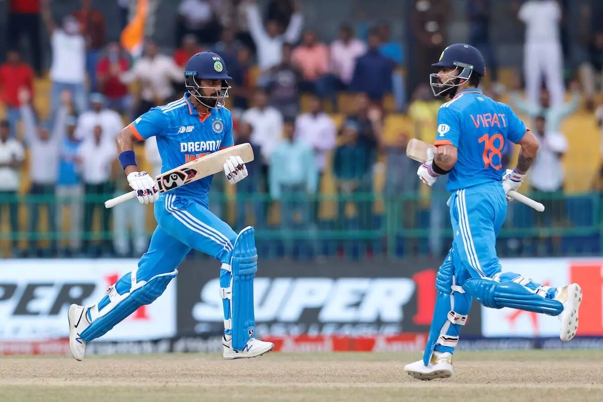 ಏಶ್ಯಕಪ್: ಪಾಕಿಸ್ತಾನ ವಿರುದ್ಧ ಶತಕ ಸಿಡಿಸಿ ಅಬ್ಬರಿಸಿದ ಕೆ.ಎಲ್. ರಾಹುಲ್, ವಿರಾಟ್ ಕೊಹ್ಲಿ