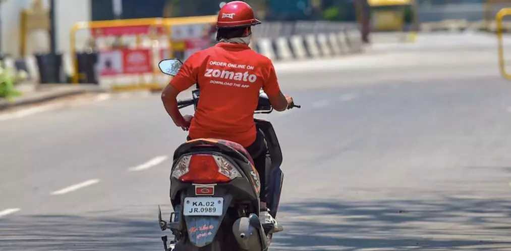 ಡೆಲಿವರಿ ಬಾಯ್ ಗಳಿಗೆ ಜೀವ ವಿಮೆ ಯೋಜನೆ: ಅಧಿಸೂಚನೆ ಪ್ರಕಟ ಡೆಲಿವರಿ ಬಾಯ್ ಗಳಿಗೆ ಜೀವ ವಿಮೆ ಯೋಜನೆ: ಅಧಿಸೂಚನೆ ಪ್ರಕಟ