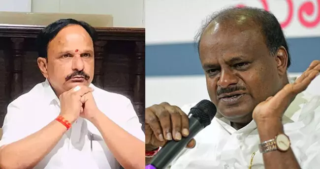 ಸಂಪುಟದಿಂದ ಡಿ.ಸುಧಾಕರ್ ವಜಾಗೊಳಿಸಲು ಎಚ್.ಡಿ.ಕುಮಾರಸ್ವಾಮಿ ಆಗ್ರಹ ಸಂಪುಟದಿಂದ ಡಿ.ಸುಧಾಕರ್ ವಜಾಗೊಳಿಸಲು ಎಚ್.ಡಿ.ಕುಮಾರಸ್ವಾಮಿ ಆಗ್ರಹ