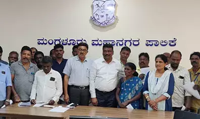 ಮಂಗಳೂರು: 24 ಪೌರಕಾರ್ಮಿಕರಿಗೆ ಸ್ಯಾನಿಟರಿ ಸುಪರ್‌ವೈಸರ್ ಹುದ್ದೆಗೆ ಮುಂಭಡ್ತಿ