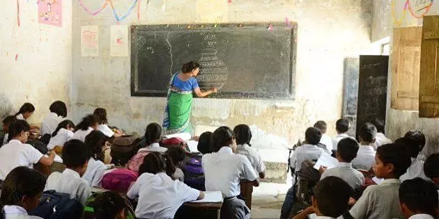 ಸಂಕಷ್ಟದಲ್ಲಿ ಸರಕಾರಿ ಪ್ರಾಥಮಿಕ ಶಾಲಾ ಪದವೀಧರ ಶಿಕ್ಷಕರು