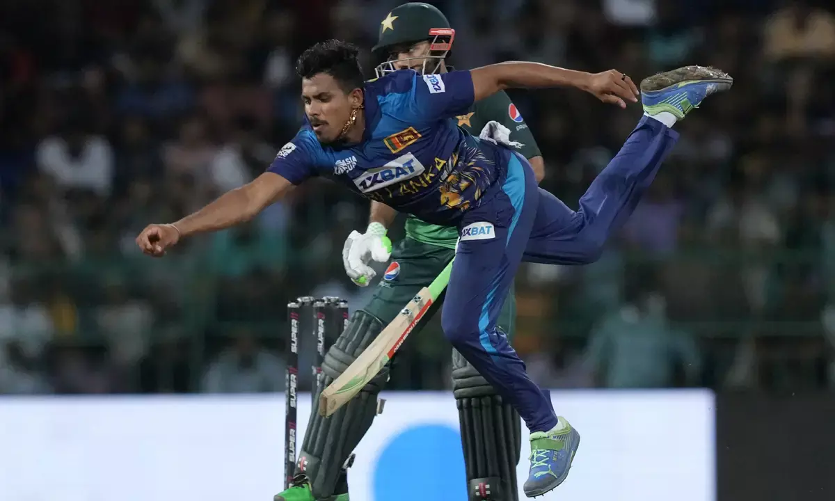 ಸ್ಪಿನ್ನರ್ ಮಹೀಶ್ ತೀಕ್ಷಣಗೆ ಗಾಯದ ಸಮಸ್ಯೆ: ವಿಶ್ವಕಪ್‌ಗಿಂತ ಮೊದಲು ಶ್ರೀಲಂಕಾಗೆ ಮತ್ತೊಂದು ಹಿನ್ನಡೆ