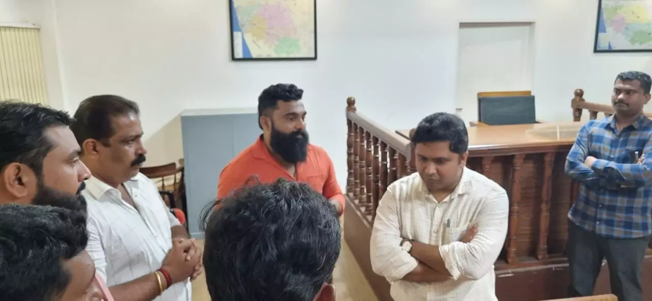 ಬೇಡಿಕೆ ಈಡೇರದಿದ್ದಲ್ಲಿ ಮುಷ್ಕರ: ಮಂಗಳೂರು ಲಾರಿ ಯೂನಿಯನ್