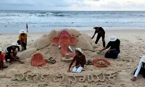 ಕೋಡಿ: ಮರಳಿನಲ್ಲಿ ಅರಳಿದ ಗಣೇಶನ ಶಿಲ್ಪ ಕಲಾಕೃತಿ