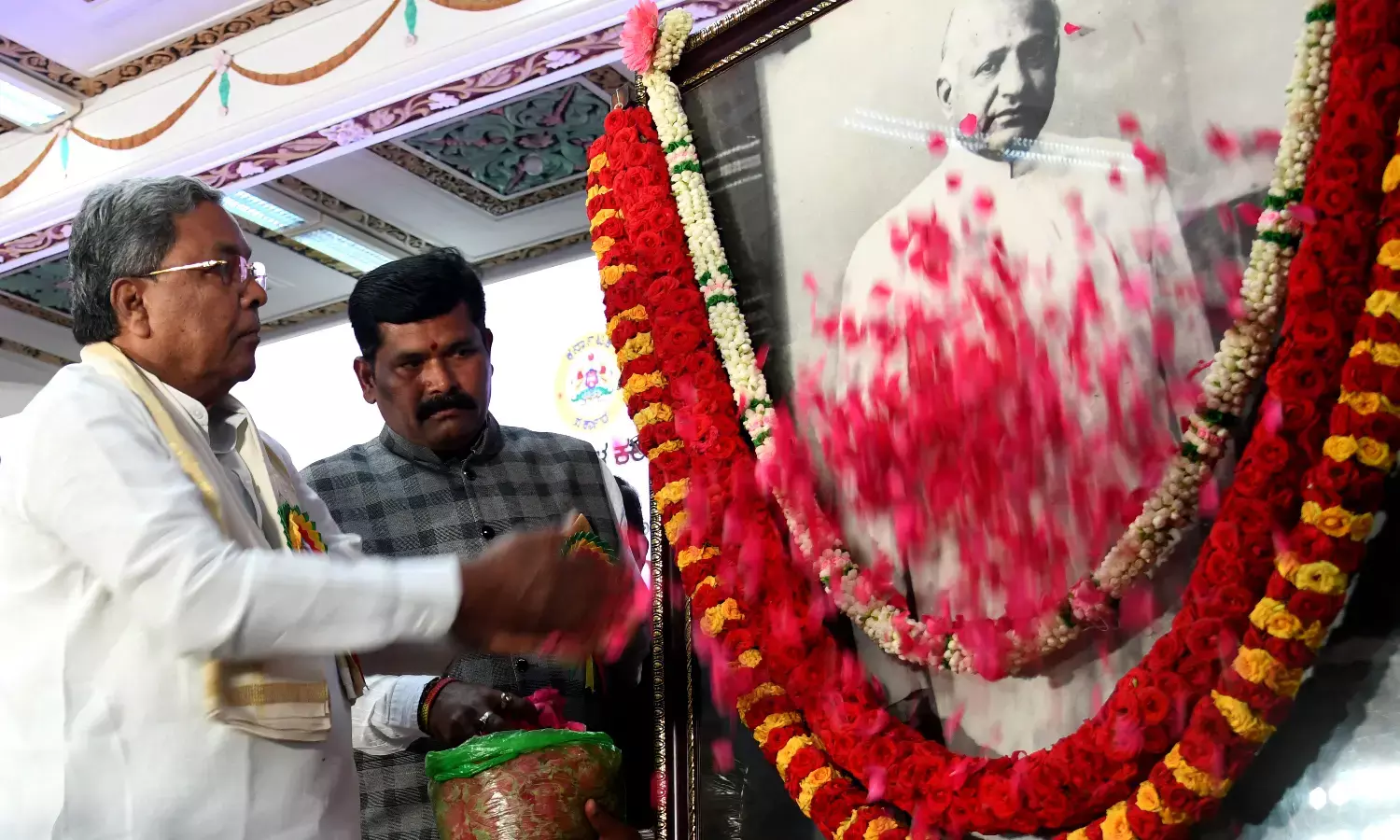 ನಾನು ದೇವರಾಜ ಅರಸು ಆಗಲು ಸಾಧ್ಯವಿಲ್ಲ: ಸಿಎಂ ಸಿದ್ದರಾಮಯ್ಯ