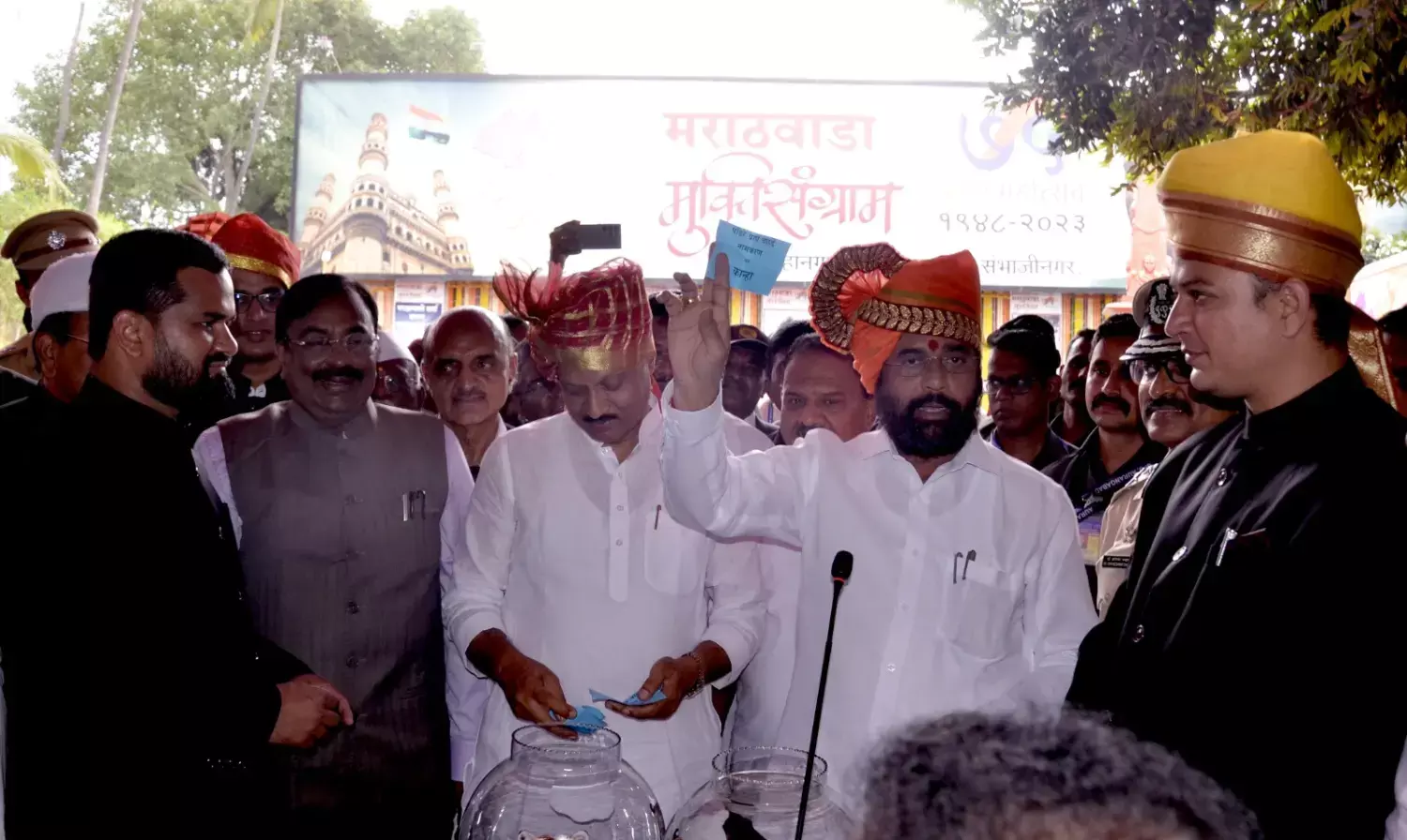 ಮಹಾರಾಷ್ಟ್ರ: ಹುಲಿ ಮರಿ ನಾಮಕರಣದಲ್ಲೂ ರಾಜಕೀಯ!