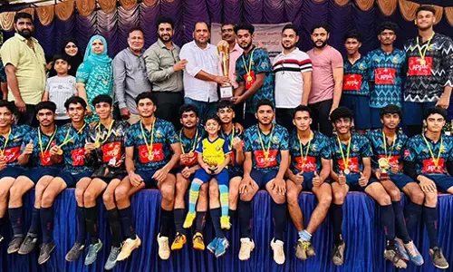 ಮಂಗಳೂರು: ತಾಲೂಕು ಮಟ್ಟದ ಫುಟ್‌ಬಾಲ್ ಪಂದ್ಯಾಟ; ಅಲೋಶಿಯಸ್ ಪ್ರಥಮ, ಯೆನೆಪೋಯ ತಂಡ ದ್ವಿತೀಯ