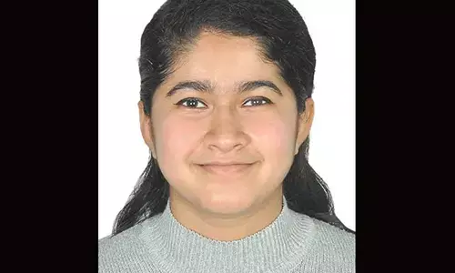 ಕಾಸರಗೋಡು: ರಸ್ತೆಯ ಹೊಂಡದಲ್ಲಿ ಮಗುಚಿ ಬಿದ್ದ ಸ್ಕೂಟರ್; ಎಂಬಿಬಿಎಸ್ ವಿದ್ಯಾರ್ಥಿನಿ ಮೃತ್ಯು