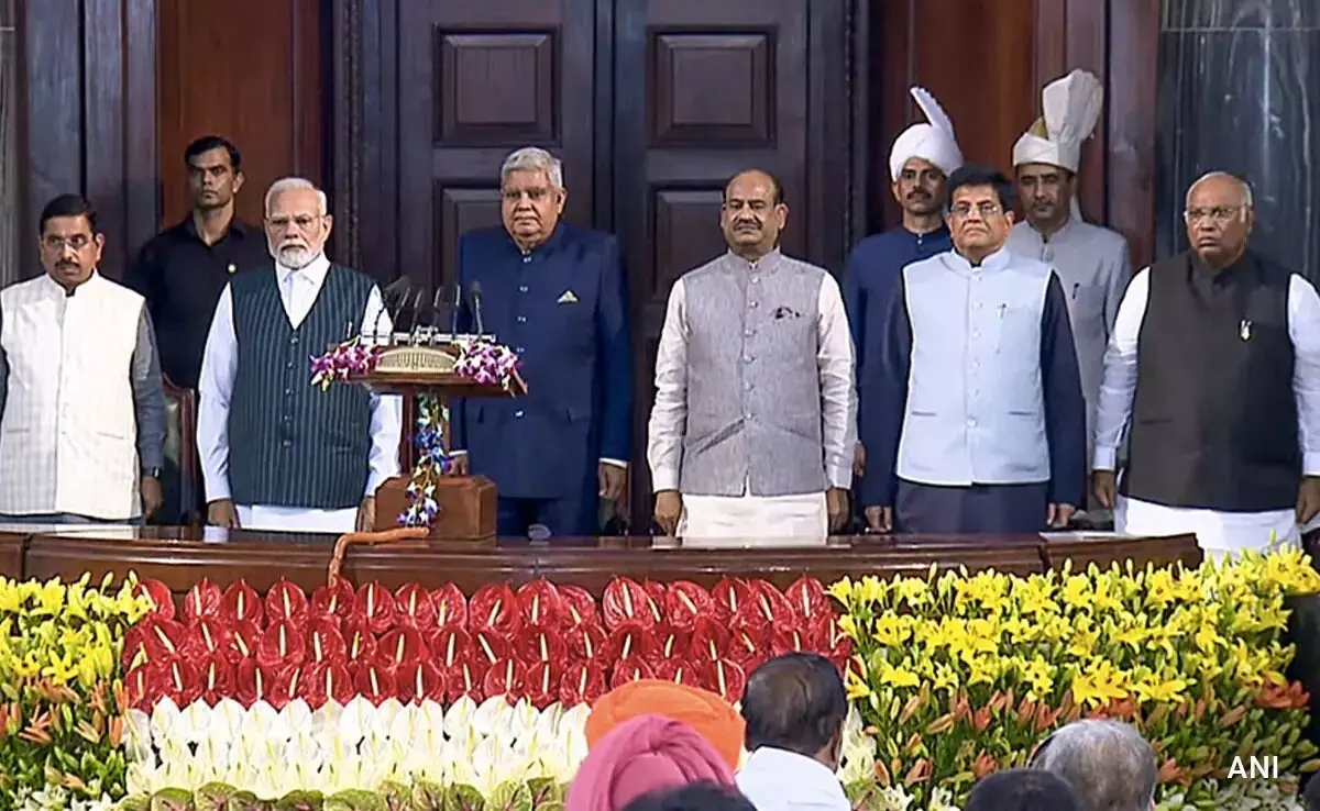 ಹೊಸ ಸಂಸತ್ತಿಗೆ ರಾಷ್ಟ್ರಪತಿಗೇಕೆ ಆಹ್ವಾನವಿಲ್ಲ; ತೃಣಮೂಲ ಕಾಂಗ್ರೆಸ್ ಪ್ರಶ್ನೆ ಹೊಸ ಸಂಸತ್ತಿಗೆ ರಾಷ್ಟ್ರಪತಿಗೇಕೆ ಆಹ್ವಾನವಿಲ್ಲ; ತೃಣಮೂಲ ಕಾಂಗ್ರೆಸ್ ಪ್ರಶ್ನೆ