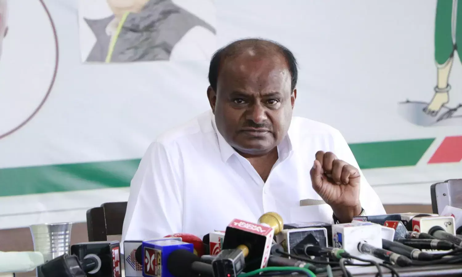 ತಮಿಳುನಾಡಿಗೆ ಕಾವೇರಿ ನೀರು ಬಿಡುವ ಆತುರ ತೋರಿದ್ದೇಕೆ?; ರಾಜ್ಯ ಸರಕಾರದ ವಿರುದ್ಧ ಕುಮಾರಸ್ವಾಮಿ ವಾಗ್ದಾಳಿ