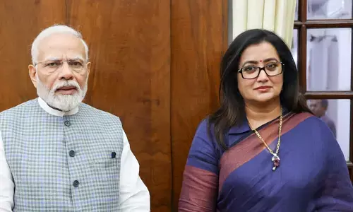 ಬಿಜೆಪಿ–ಜೆಡಿಎಸ್ ಮೈತ್ರಿ ಮಾತುಕತೆ ಬೆನ್ನಲ್ಲೇ ಪ್ರಧಾನಿ ಮೋದಿ ಅವರನ್ನು ಭೇಟಿಯಾದ ಸಂಸದೆ ಸುಮಲತಾ